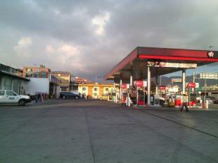 Remodelacion de estaciones de servicio TEXACO Av. Tercera